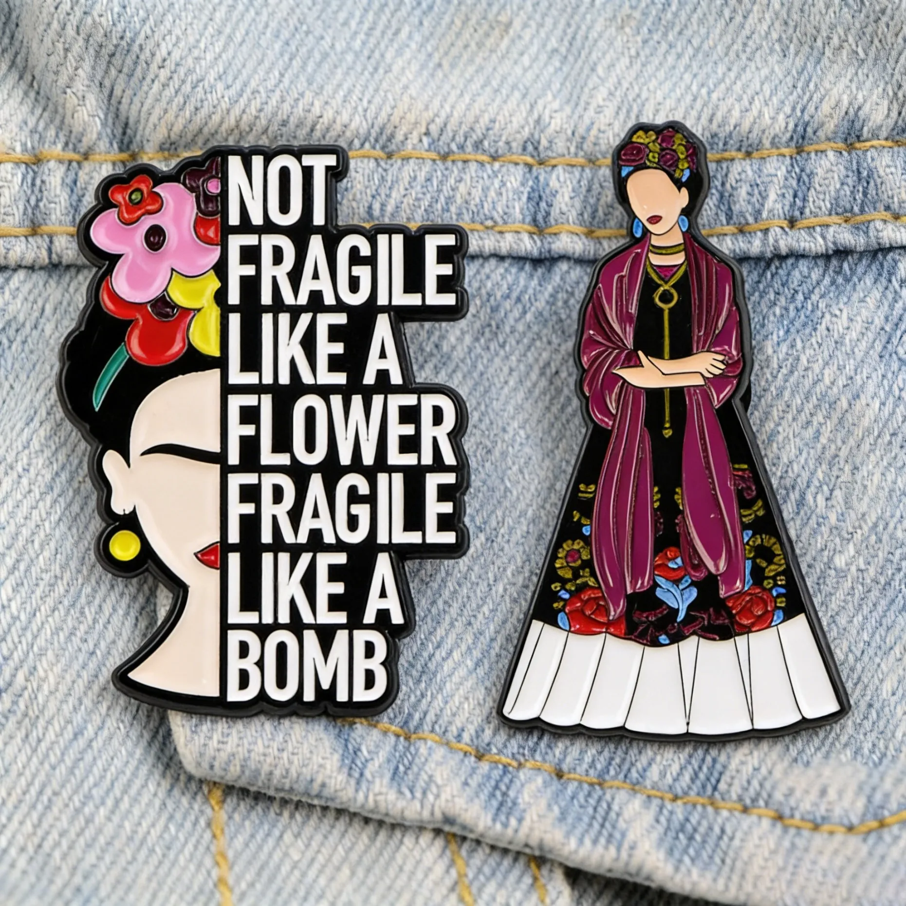 Pin's artiste mexicaine florale